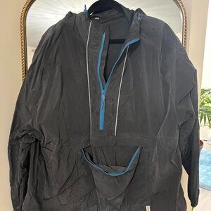 Women's Fabletics Hiking Jacket (XXL)